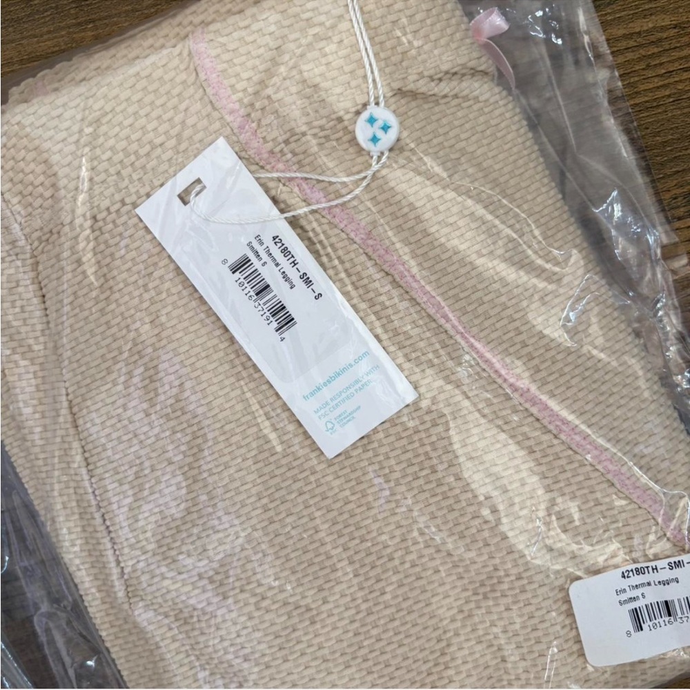 Frankie's Bikinis Cream Leggings - Picture 7 of 8